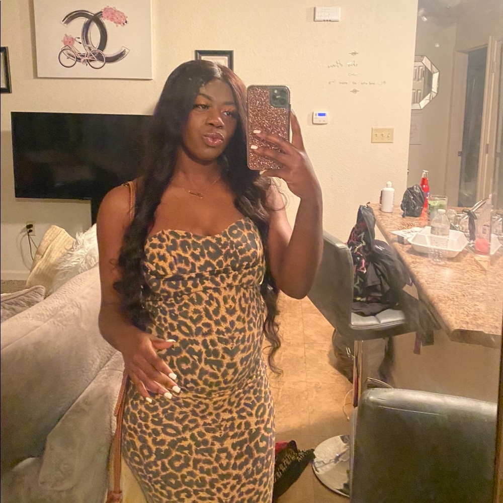 PRETTY SWEETHEART CHEETAH PRINT DRESS!